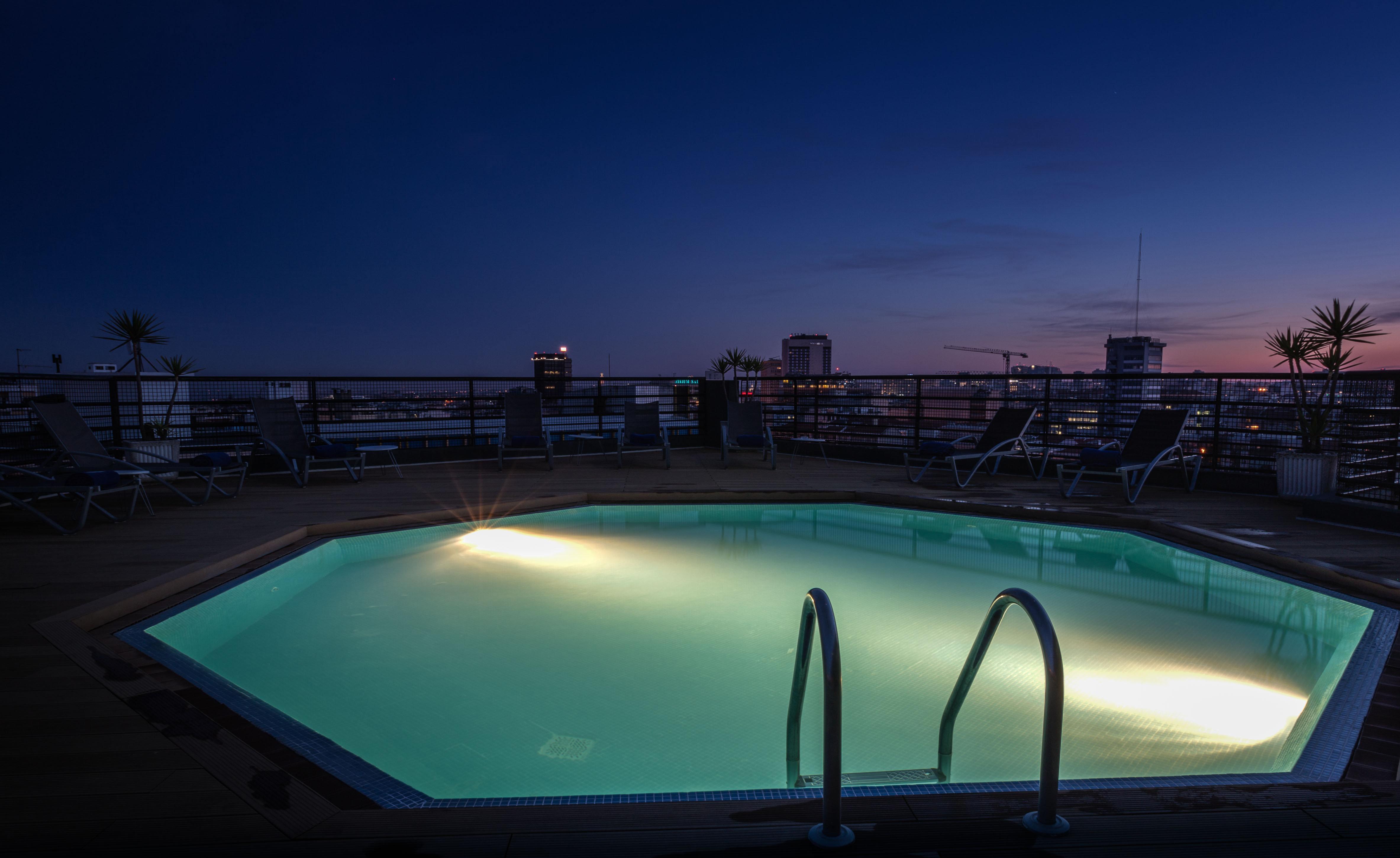 Holiday Inn Lisbon By Ihg Exterior foto
