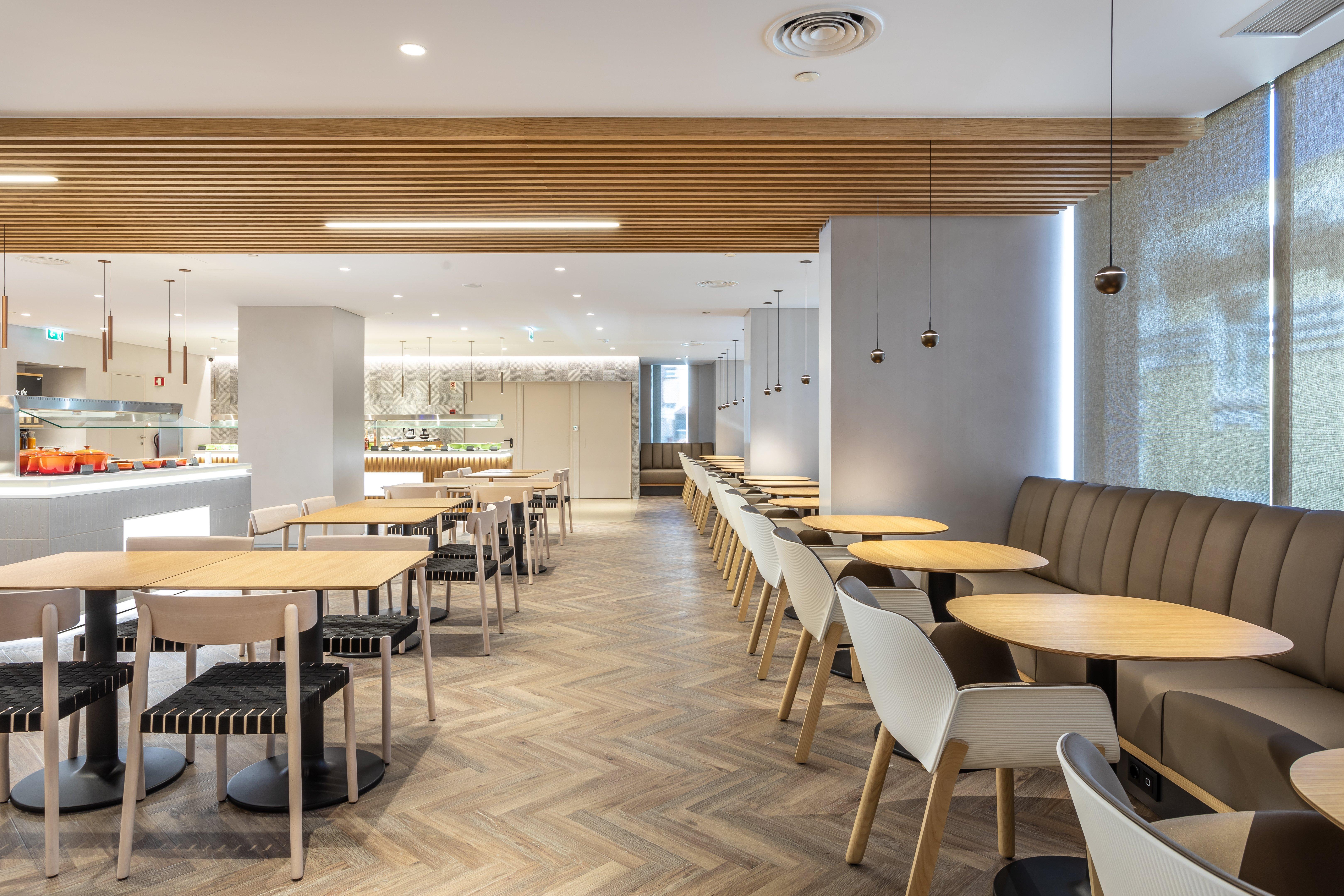 Holiday Inn Lisbon By Ihg Exterior foto