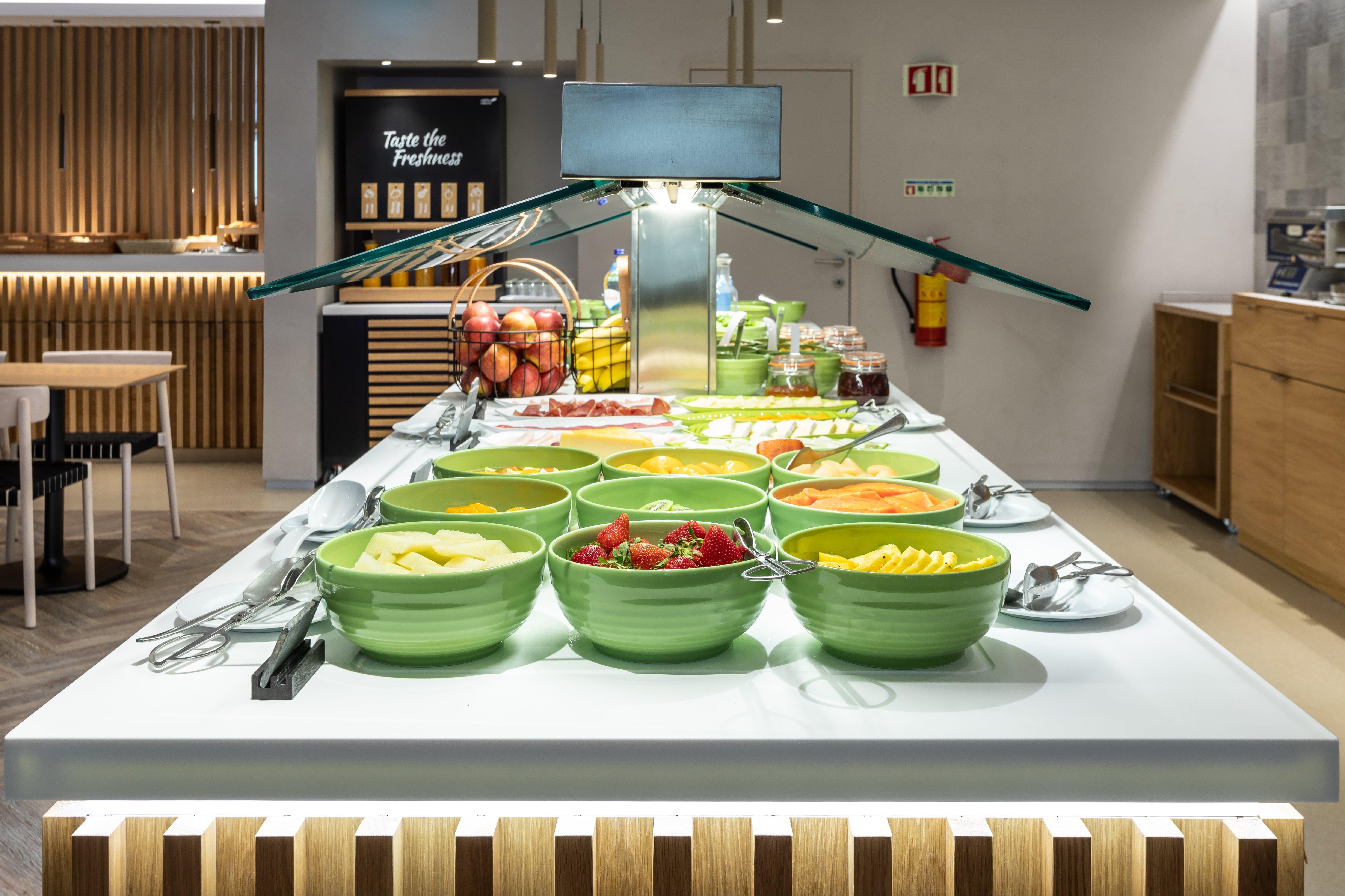 Holiday Inn Lisbon By Ihg Exterior foto