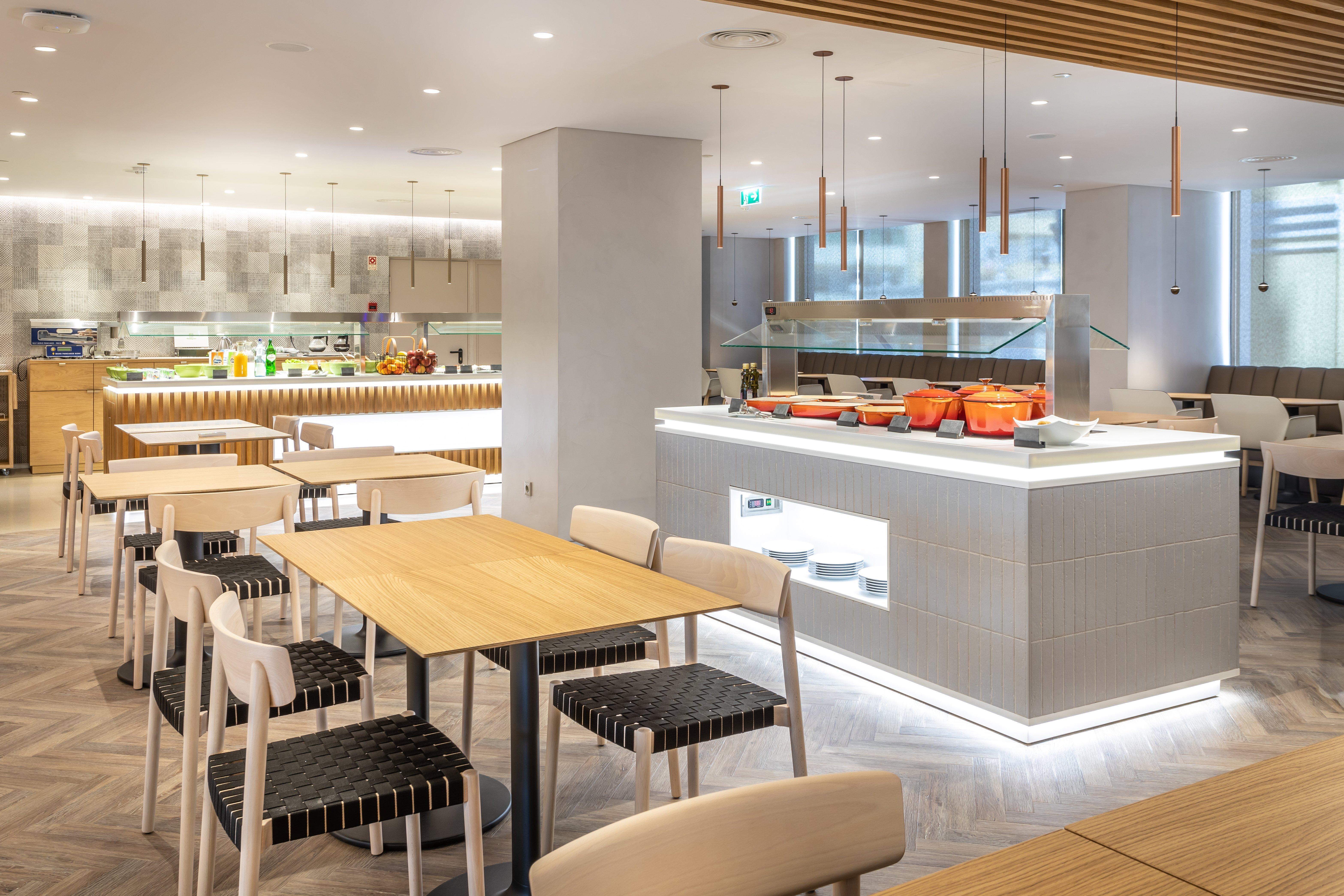 Holiday Inn Lisbon By Ihg Exterior foto
