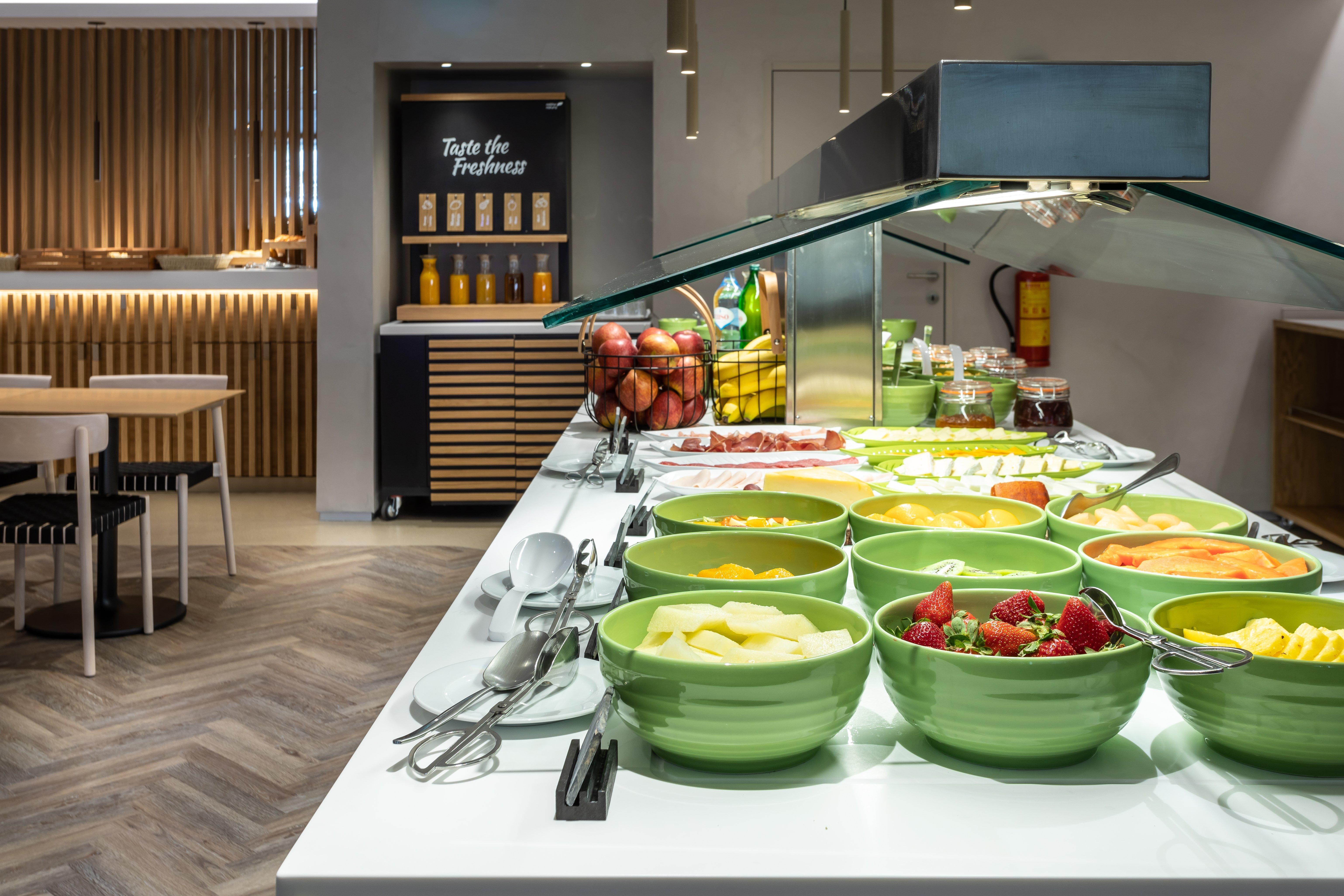 Holiday Inn Lisbon By Ihg Exterior foto