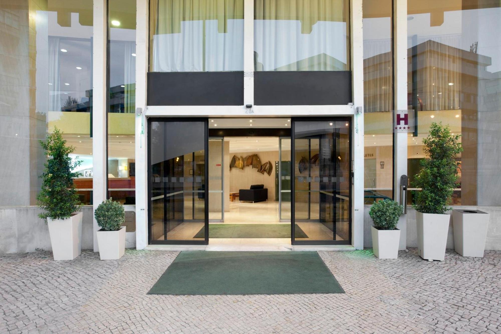 Holiday Inn Lisbon By Ihg Exterior foto